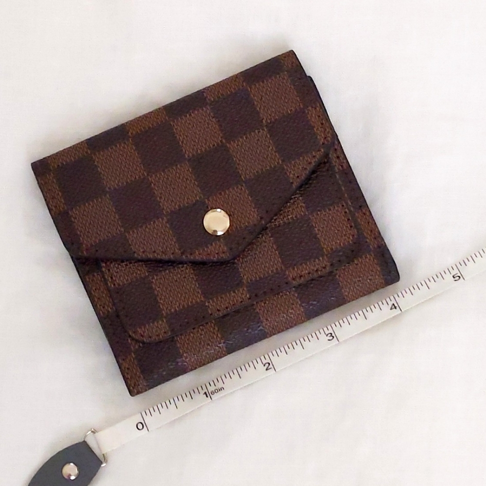 EUC Vegan leather small wallet checkered